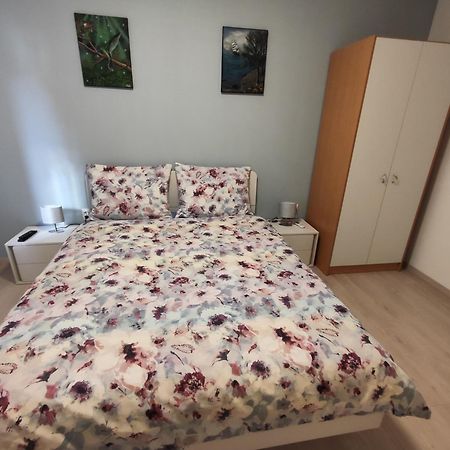 Kuca Za Odmor Ema Hotel Šibenik Exterior foto